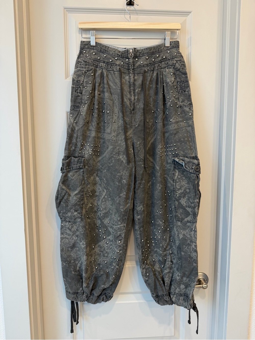 Free People Fly Away Studded Balloon Pants Size 6